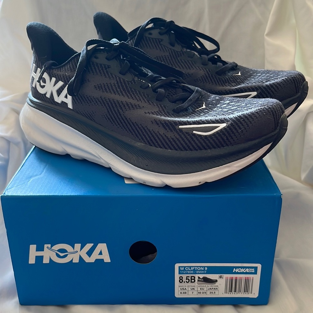 HOKA Women’s Clifton 9
